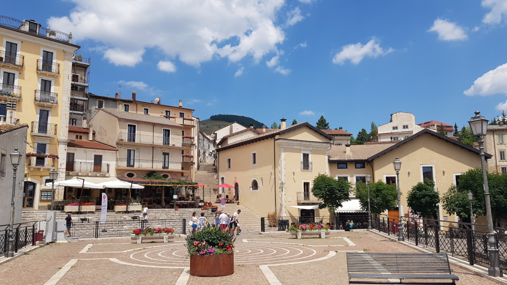 Rivisondoli Piazza Municipio