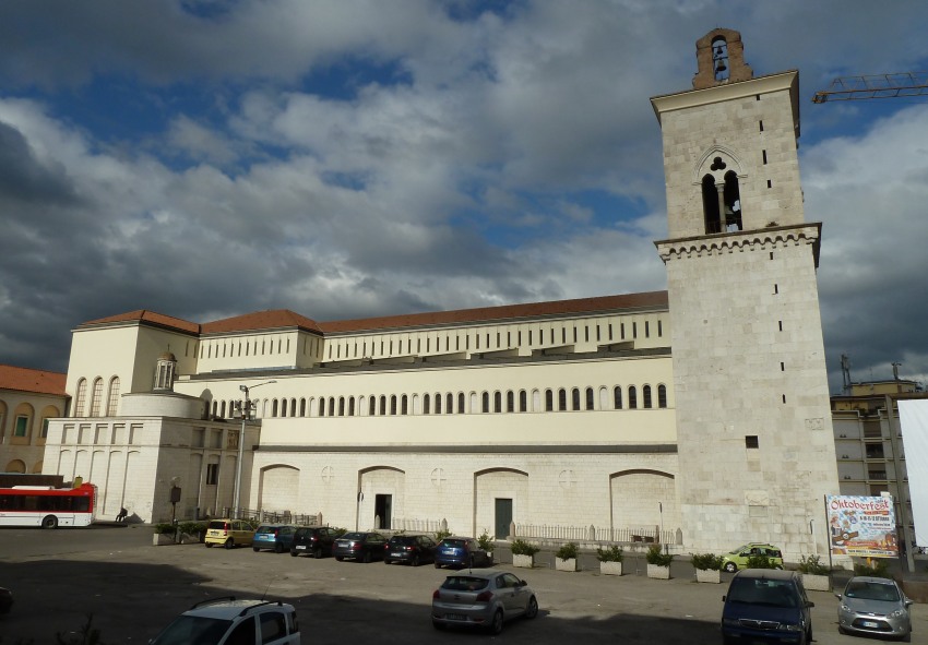 Facciata_laterale Duomo di Benevento