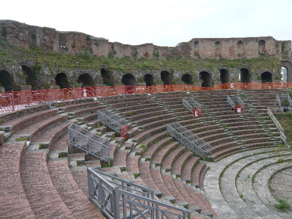 Foto de Teatro_Romano di Benevento