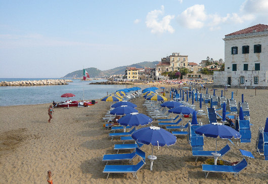 Spiaggia Santa_Maria di Castellabate nel Cilento