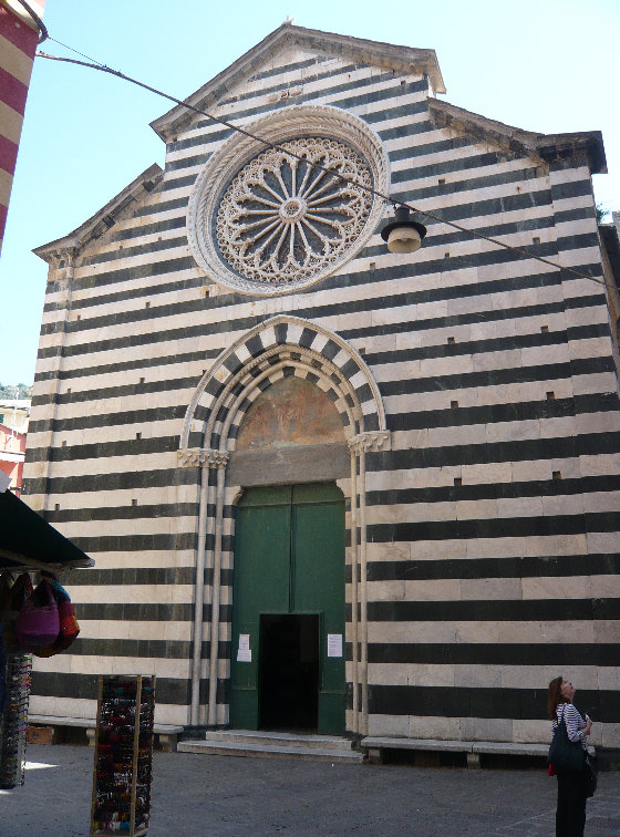 Chiesa_parrocchiale di San_Giovanni_Battista a Monterosso