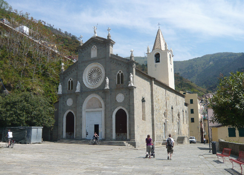 Riomaggiore: La chiesa parrocchiale San Giovanni Battista