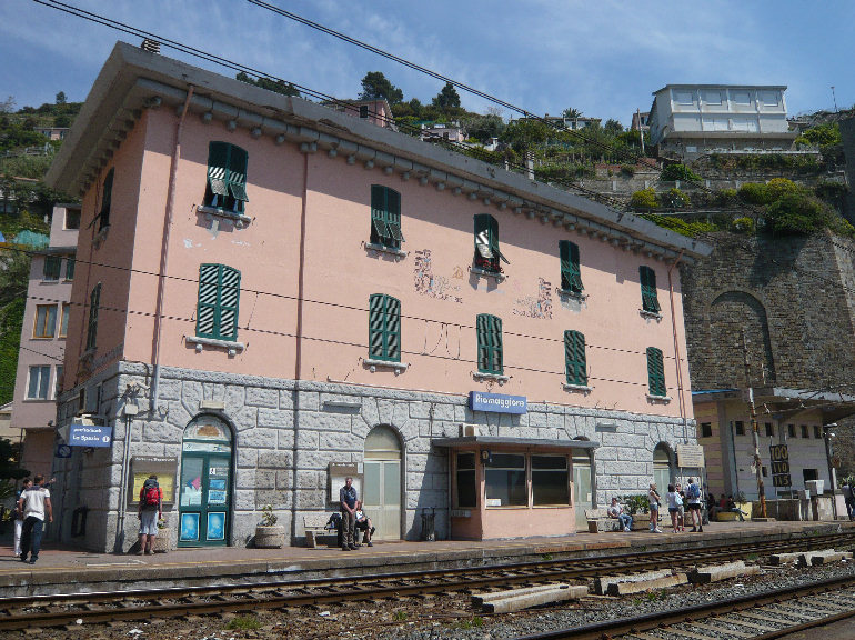 Stazione_di_Riomaggiore