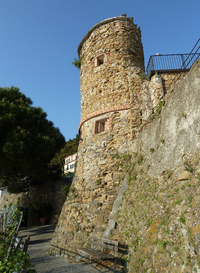 Torre_di_Riomaggiore