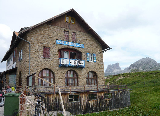 Bar Bazar Passo di Falzarego