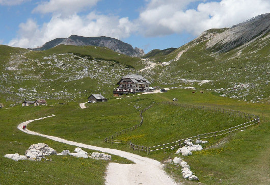 Rifugio_Sennes