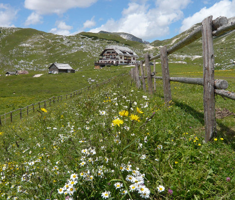 Rifugio_Sennes