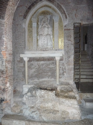 Pietra Santa di San Benedetto