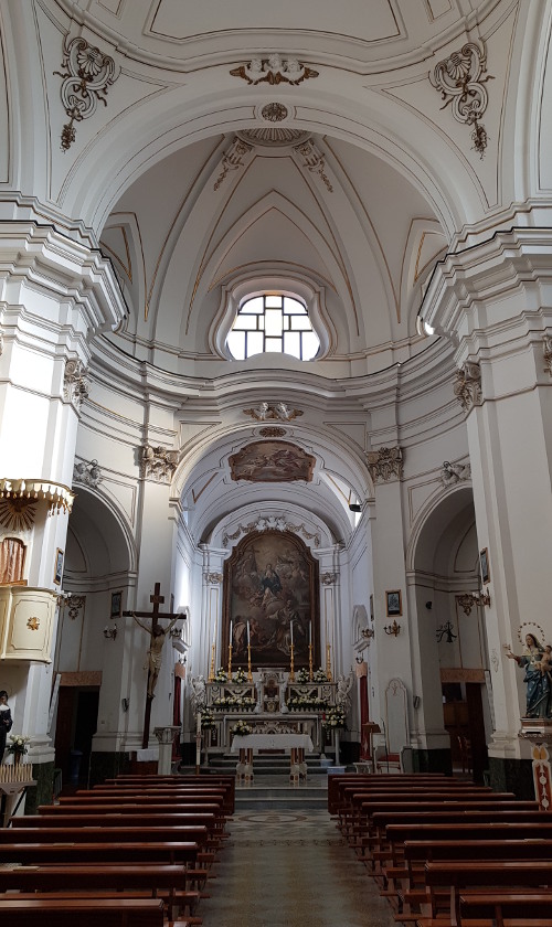 Castello di Cisterna Chiesa SanNicola foto interno