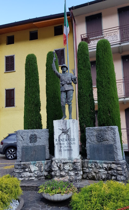 Monumento ai caduti di Ranzanico