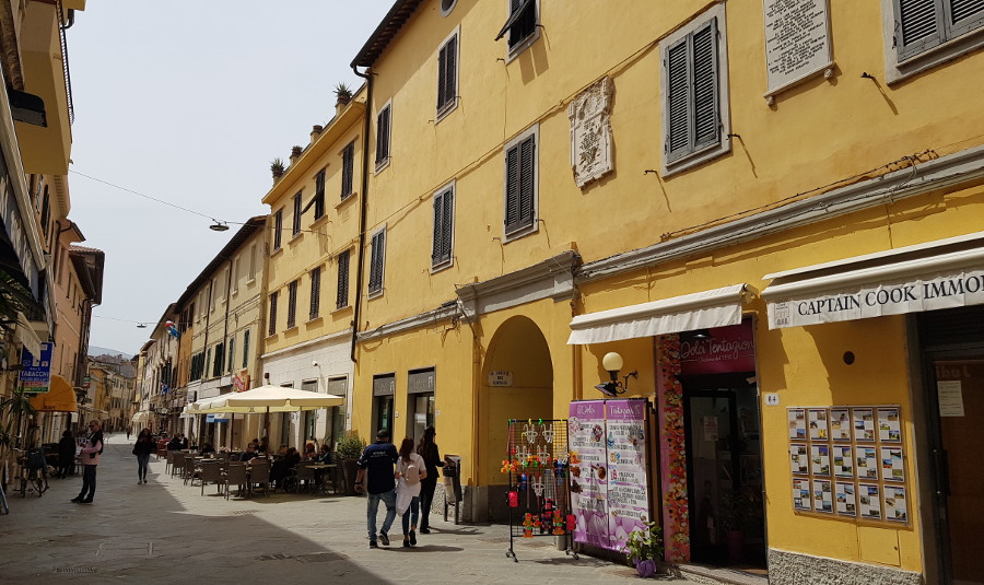 Centro storico di Orbetello Corso Italia