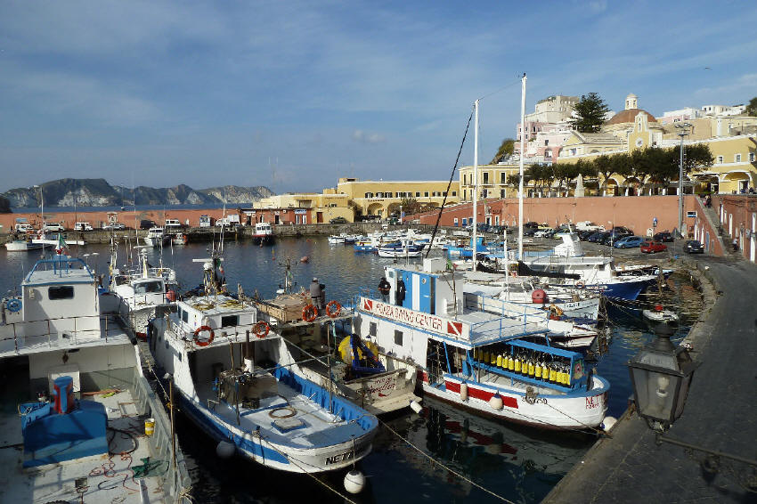 Porto_di_Ponza