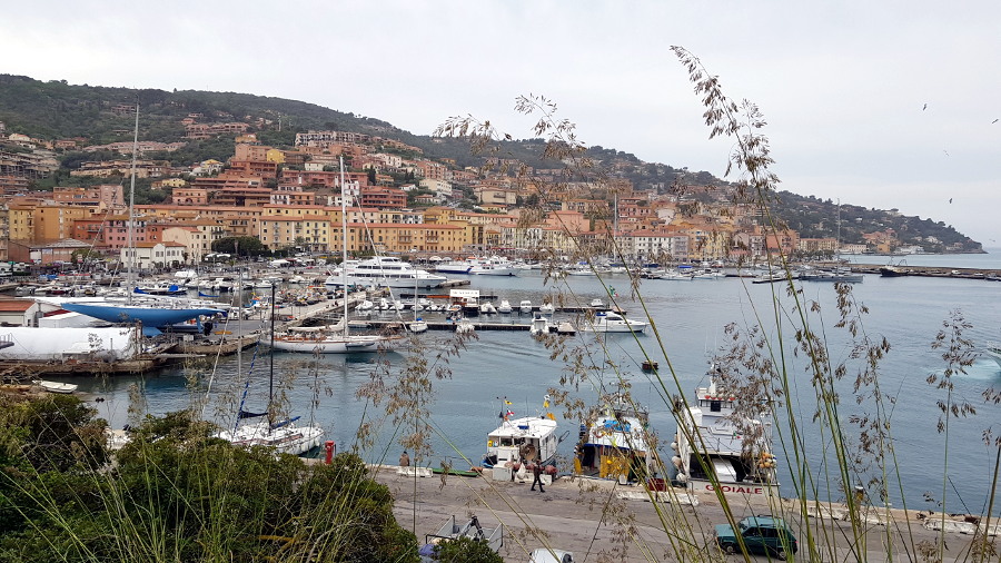 Veduta di Porto Santo Stefano