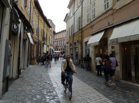 Centro storico di Ravenna Via Cavour