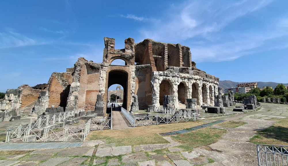 Anfiteatro di Santa_Maria_Capua_Vetere