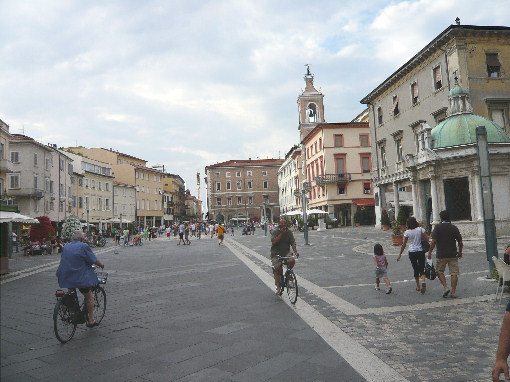 Piazza Tre Martiri del centro storico di Rimini