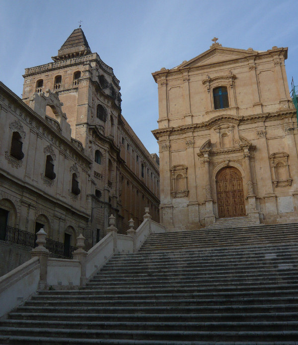 Una delle tante chiese di Noto