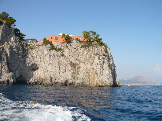 Casa Malaparte vista dalla barca