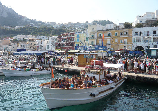 Molo partenza del Giro di Capri in barca