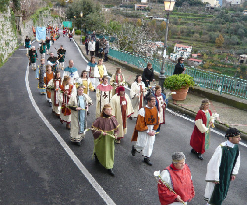 Corteo del matrimonio medievale a Scala e Ravello