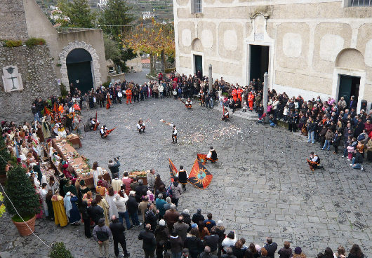 Sbandieratori al matrimonio medievale