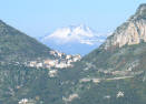 Alberi (frazione di Meta) col Vesuvio