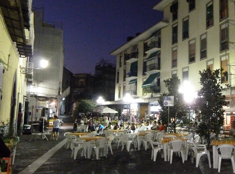 Piazza_Casale Meta_di_Sorrento