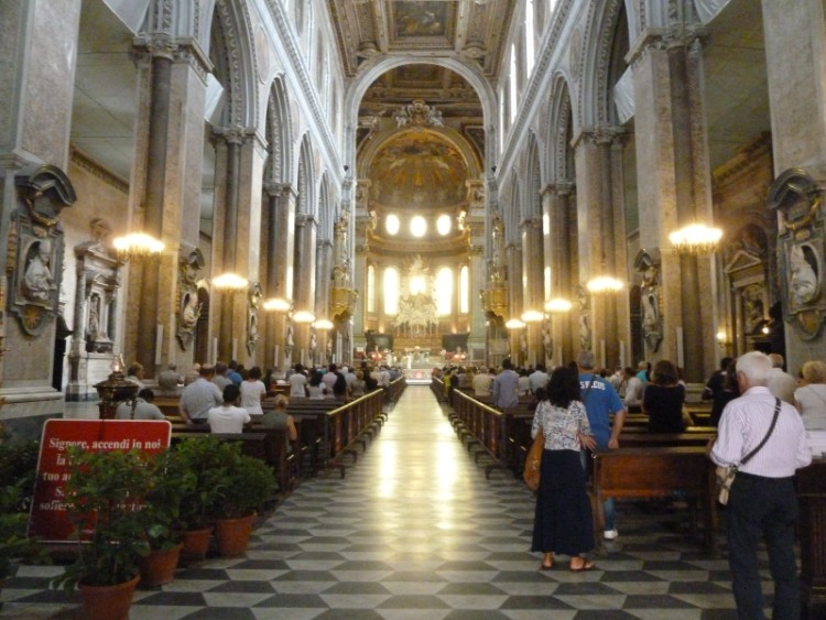 Foto interno Duomo_di_Napoli