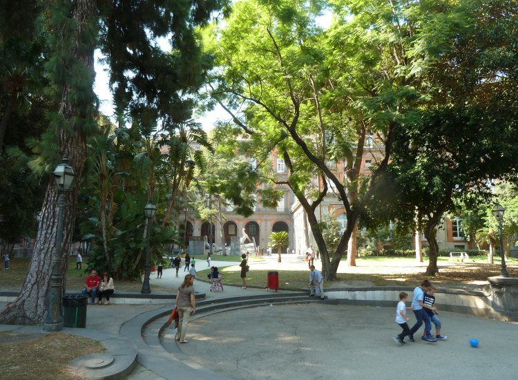 Giardini del Palazzo_Reale_di_Napoli