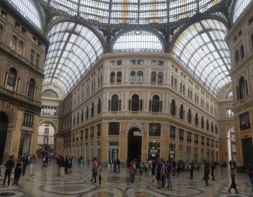 Napoli foto Galleria Umberto