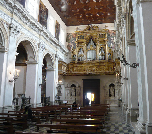 Organo della Chiesa di Santa Maria di Monteoliveto