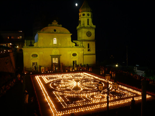 Luminaria di San Domenico a Praiano