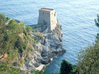 Torre di Grado: antica torre saracena