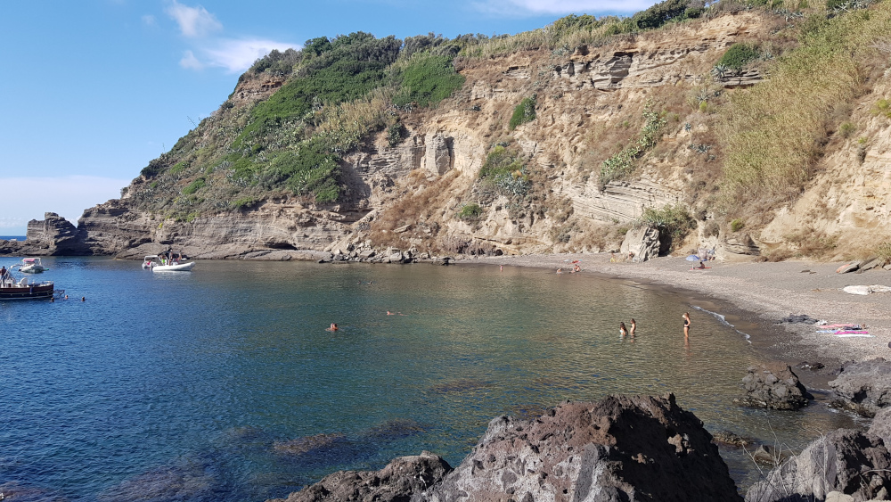 Procida Spiaggia di Punta Ottimo