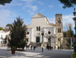 Ravello: Piazza Duomo con albero di Natale