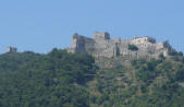 Bastiglia (a destra) e Castello Arechi