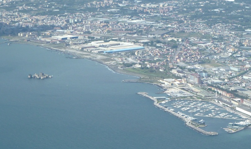 Scoglio_di_Rovigliano e Porto_Marina_di_Stabia