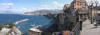 Panorama di Sorrento visto da via Luigi De Maio