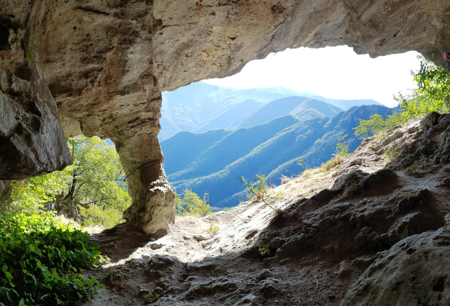 Grotta San_Catello del Faito