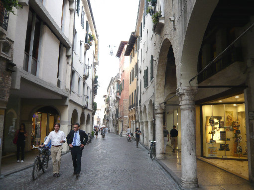 Via Calmaggiore