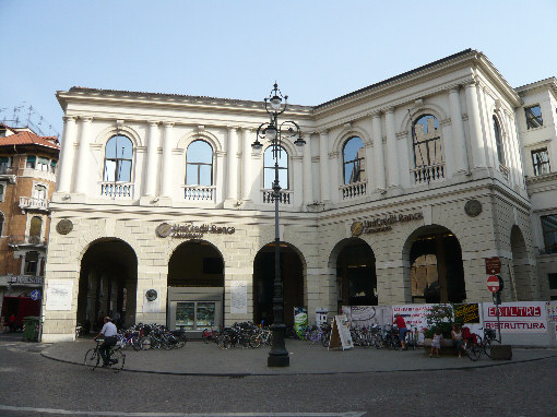 Centro storico di Treviso di fronte piazza dei Signori