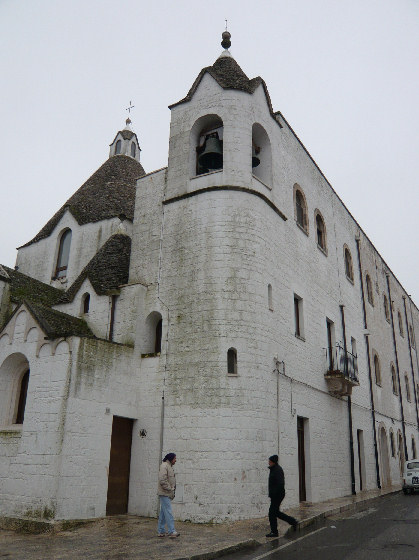 Facciata_laterale Chiesa Trullo di Alberobello