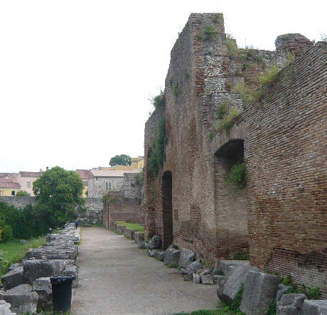 Ingresso al Teatro_Romano di Benevento