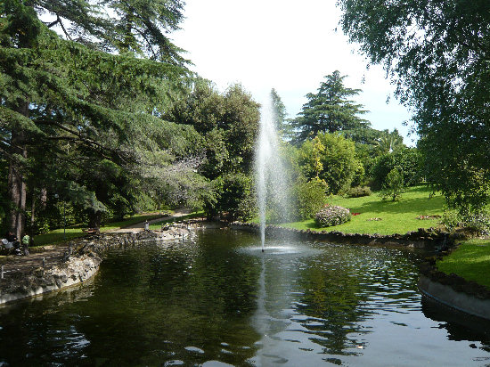 Laghetto con fontana della Villa_Comunale di Benevento