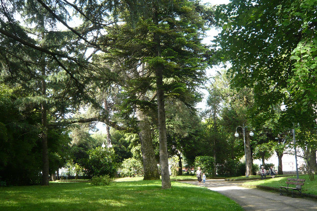 Area pedonale della Villa_Comunale di Benevento