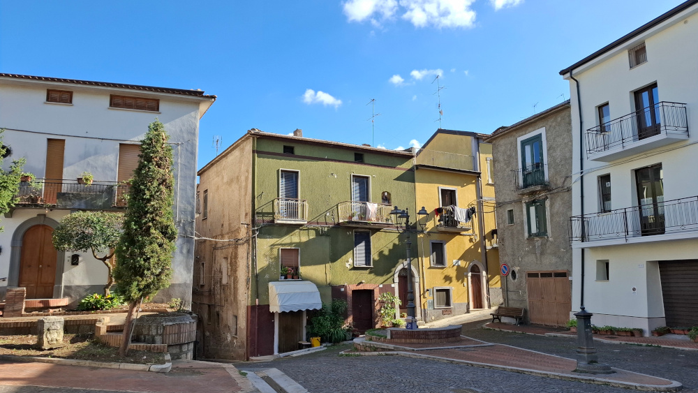 Polla Piazza dei Parlamenti del centro storico
