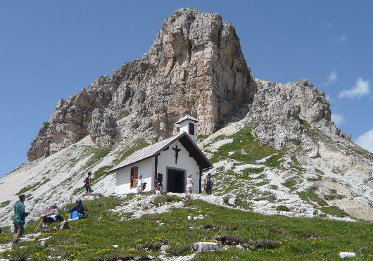 Chiesetta in zona delle Tre Cime di Lavaredo