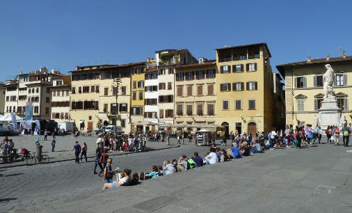 Firenze Piazza SantaCroce