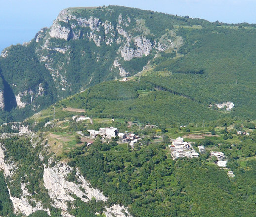 Santa Maria del Castello frazione di Vico Equense e Monte Comune