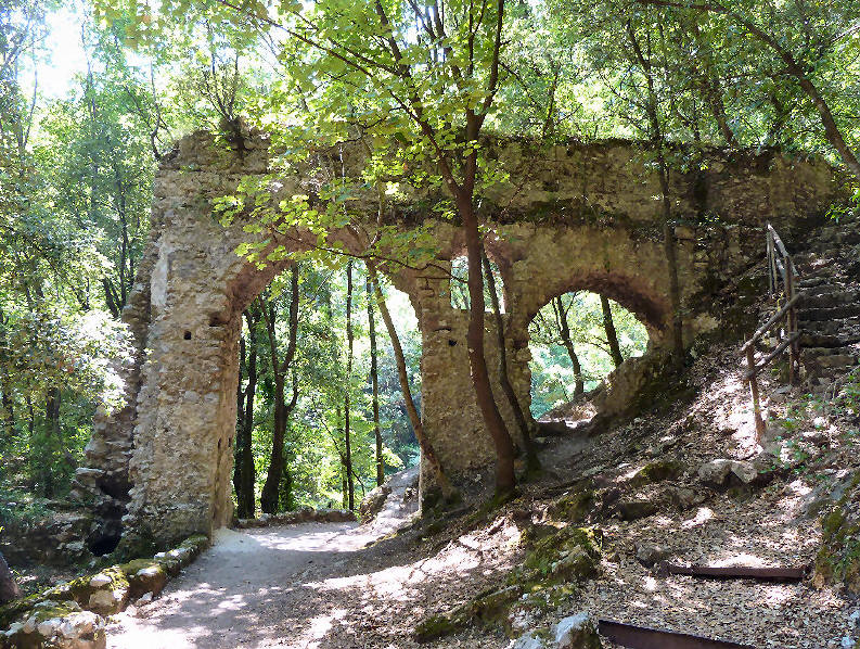 Vallone delle Ferriere e delle Cartiere